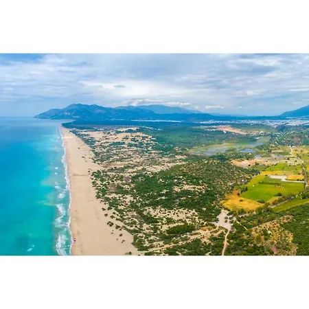 Phellos Villa *